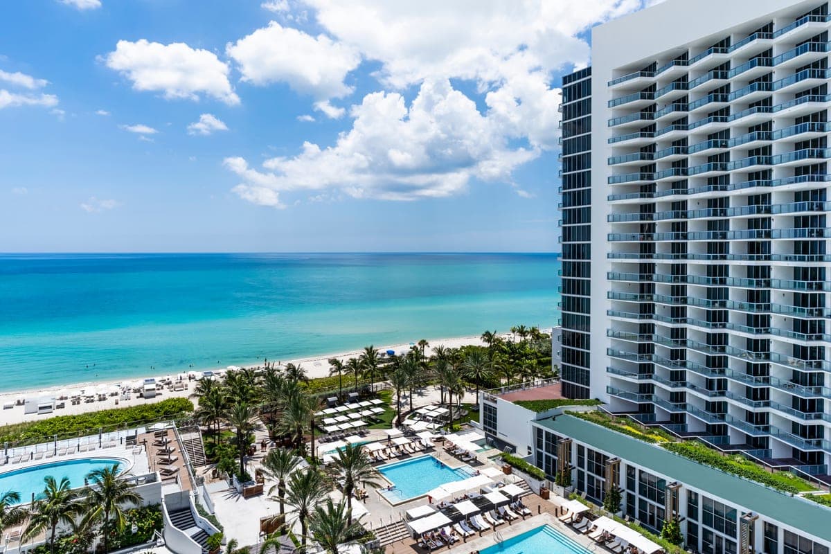 Eden Roc Miami Beach · Miami Beach Club · Luxury