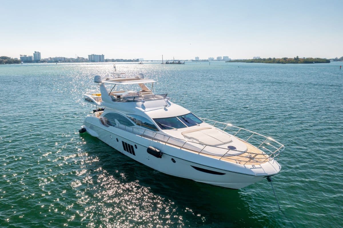 70' Azimut Lupo