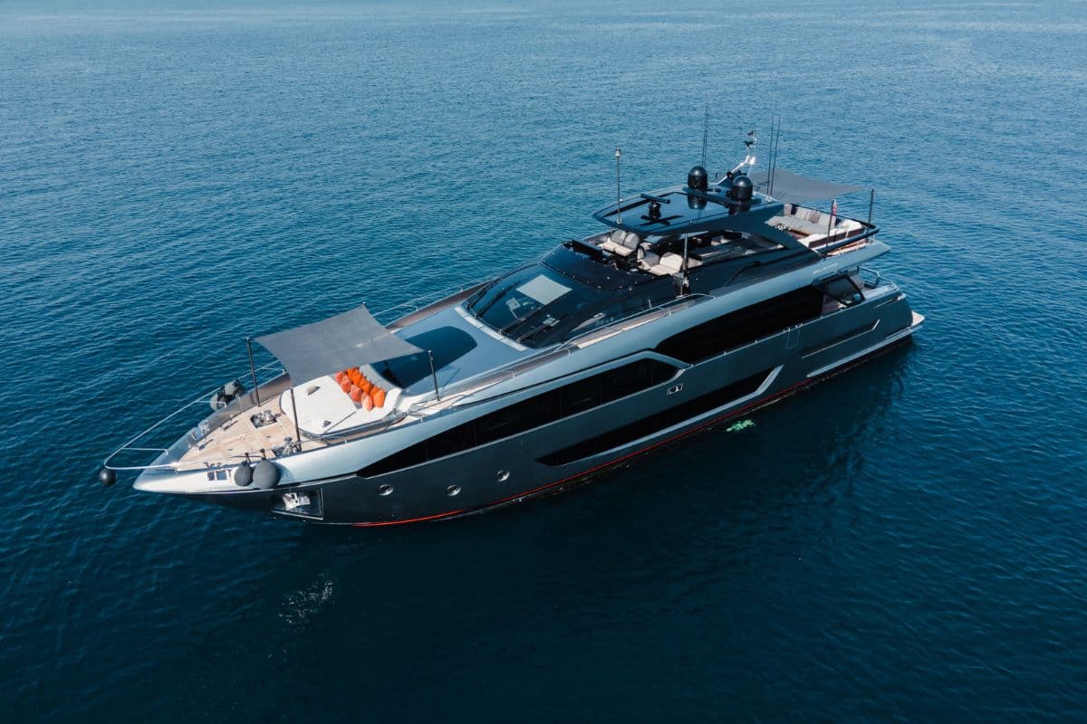 90' Riva Argo