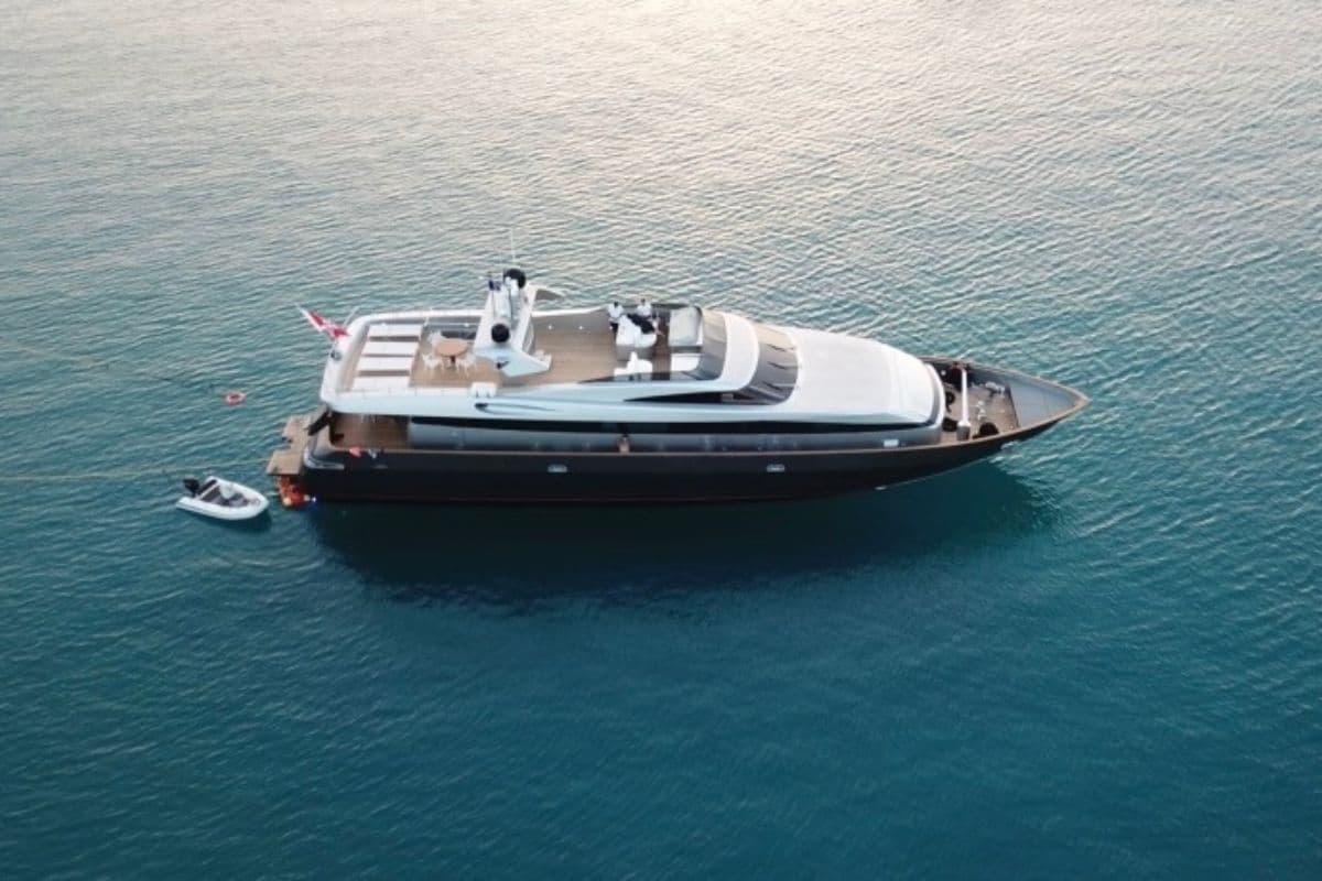 100' Baglietto