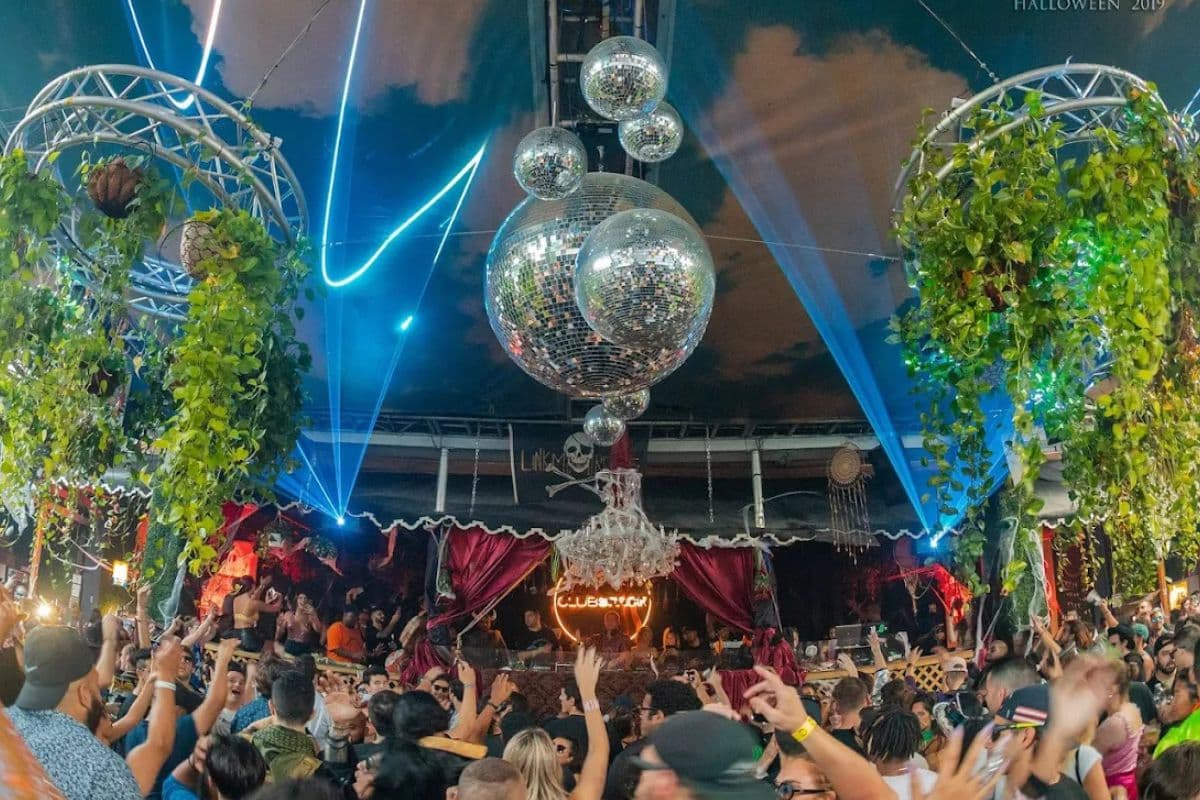 Club Space