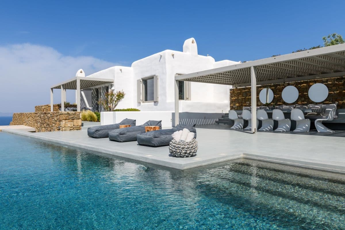 Faros Villa