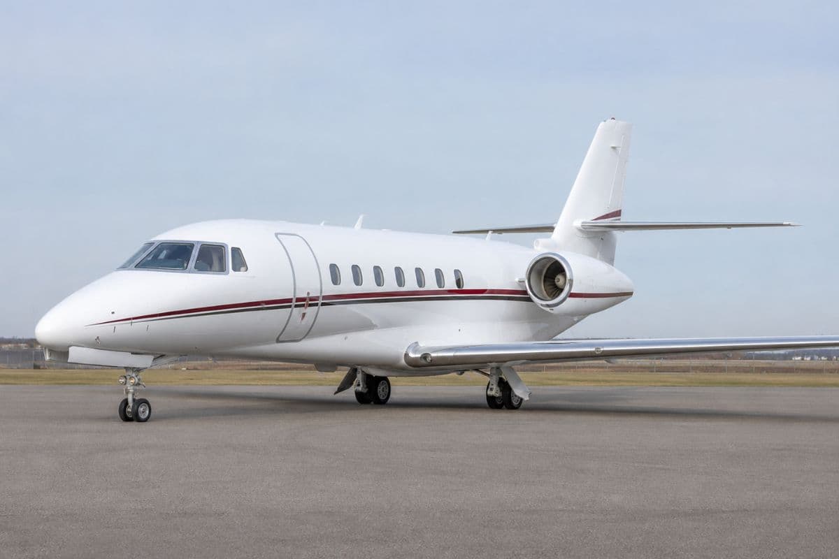 Midsize Jet