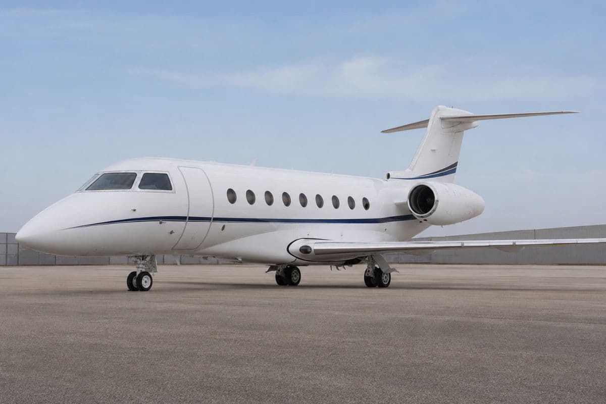 Super Midsize Jet