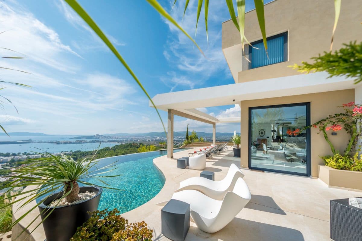 Villa Hilltop